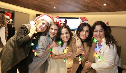  Marcela Payán, Claudia Hinojosa, Anilú Enriquez, Claudia Artolózaga y Delly Cázares.