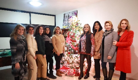  Ana Lilia Von Der Meden, Marcela Castillo, Sandra Galván, Paty Valadés, Graciela Torres, Sabrina Gaviño, Rocío Espinosa, Isabel Carrillo y Gaby Cantú.