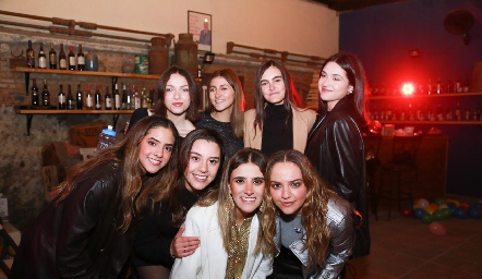  Las niñas.