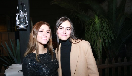  Daniela Guerra y María Vigata.