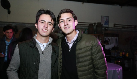  Rafael Aguilar y Víctor Lomelí.