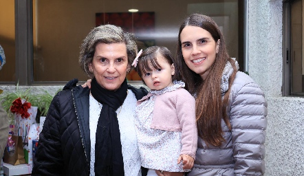  3 generaciones, Gaby Portillo, Paula González y  Ana Gaby González.