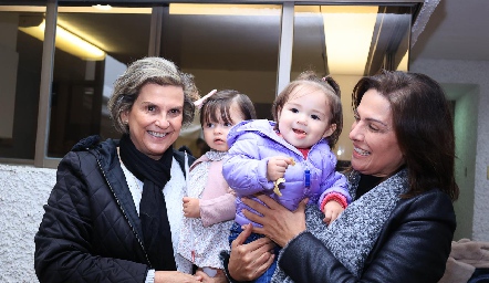 Gaby Portillo, Paula González, Ana Sofi y Claudia Quintero.