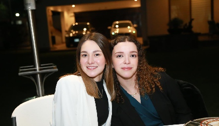  Fer Briseño y Ale Mendizábal.