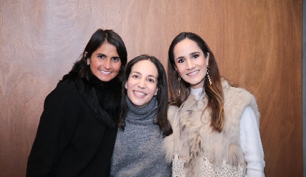  Lucila Coudurier, Sofía Torres y Danny Mina.