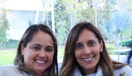  Pamela Alonso y Valentina Elizalde.