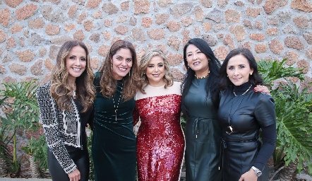  Elba Zúñiga, Julieta Muñoz, Anyul Martínez, Namiko Suzuda y Claudia Saldaña.