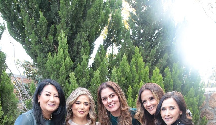  Namiko Suzuda, Anyul Martínez, Julieta Muñoz, Elba Zúñiga y Claudia Saldaña.