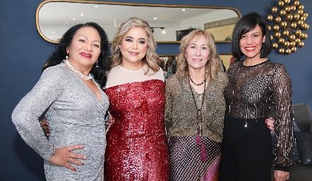  Graciela Medina, Anyul Martínez, Rebeca Smith y Mónica Bratuti.