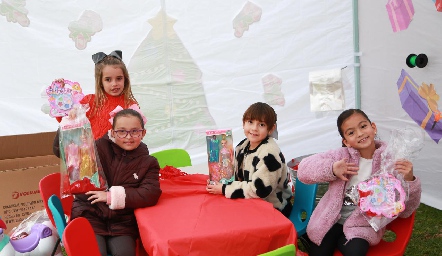   Elena, Marijo, Isa y Natalia.