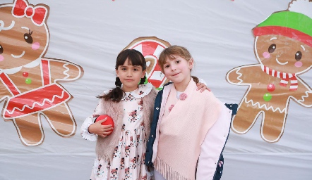  Renata Cordero y Nicole Berrones.
