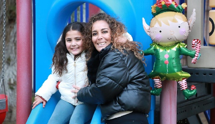  Natalia Briseño y Berenice Castillero.