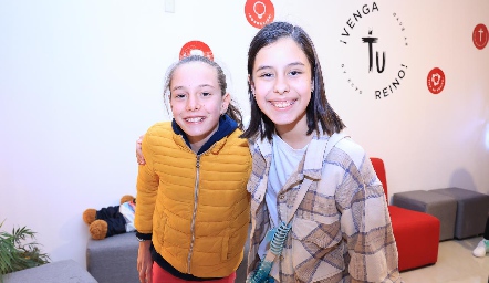  Andrea Quintanilla y Luciana Arredondo.