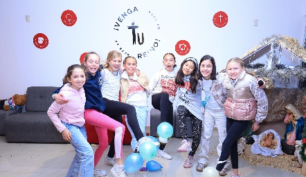  Carolina Navarro, Andrea Quintanilla, Elena, Hani, Frida, Vale y Luciana Arredondo.