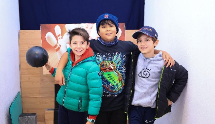  Diego Quintanilla, Jesús Alejandro y Santiago Montejano.