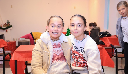  Hani y Maya.