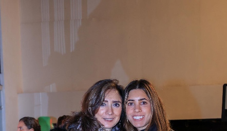  Martha María Abud Sarquis y Daniela Güemes.