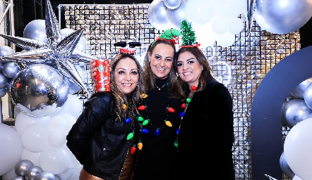  Marcela Ibarra, Erika Medrano y Claudia Suárez.