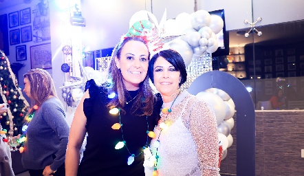  Erika Medrano y Zaira Ríos.