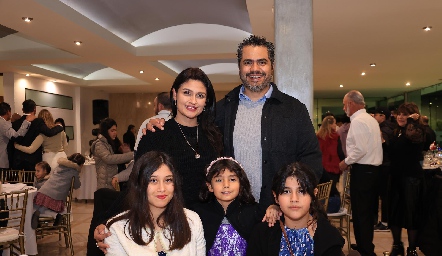  Familia Torres Villalba.