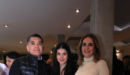  Enrico Santoyo, Ana Sofía Santoyo y Ana Villalba.