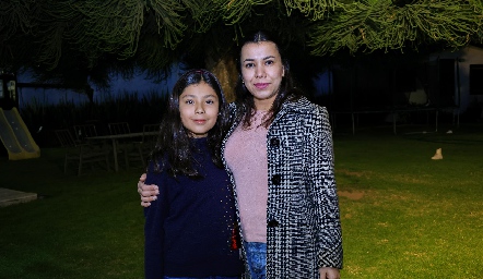  Sofi Grijalba y su hija Frida.