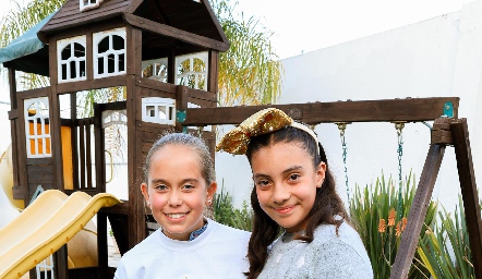  Hanni y Sofía.