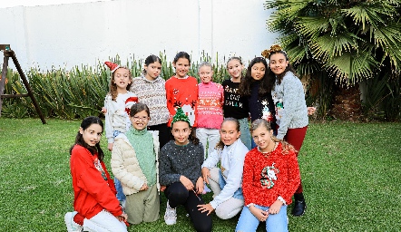  Andrea, Vale Zermeño, Alexia Zapata, Vale Vallejo, Miranda, Frida, Sofía, Kati, Isa, Maya, Hanni y Elena.