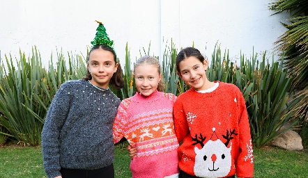  Maya, Vale y Alexia.