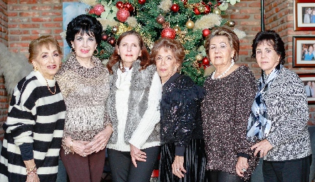   María del Carmen Morales, Lucy Stahl, Lilia Ahumada, Lucero Rosillo, Lula de Ortega y  Aída Martínez.