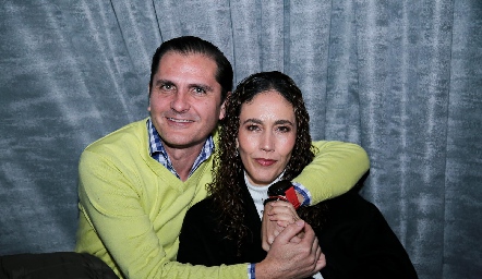  Felipe Salazar y Mónica Abud.