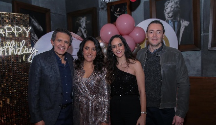  Adán Espinoza, Malena Sánchez, Gloria Mojarro y Jorge Ledezma.