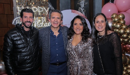  Juan Paulo Almazán, Adán Espinoza, Malena Sánchez y Ana Cristina Vallejo.
