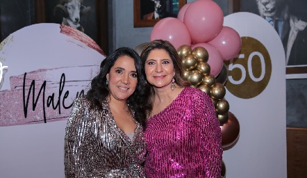  Malena Sánchez y Selene García.
