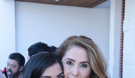  Marisol Pérez y Griselda Pérez.