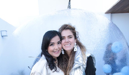  Marisol Pérez y Andrea González.