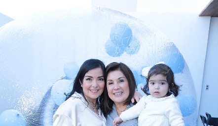  Marisol Pérez, Marisol Reyna y Mía Romero.