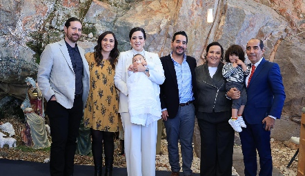  Samuel, Roxana Castro, Alejandra Maza, José Joaquín, Pablo Castro, Roxana Camargo de Castro, Diego y Jorge Castro.