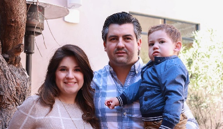  Anna Hernández, Daniel Jasso y Daniel Jasso Jr.
