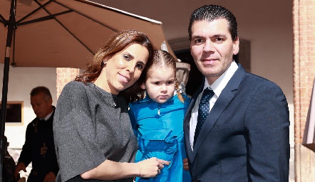  Sara Guzmán, Loretta Vivanco y Diego Vivanco.