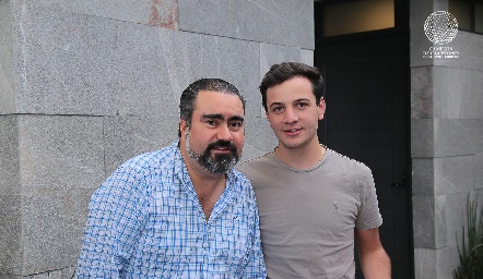  Juan José Leos y Josera Gómez.
