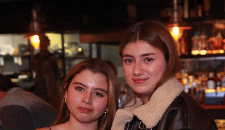  Danna Saucedo e Isa Rossel.