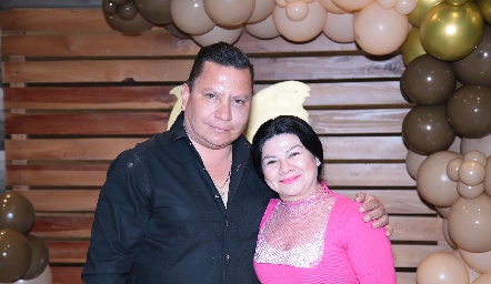  Ángel Infante y Janet Areas.