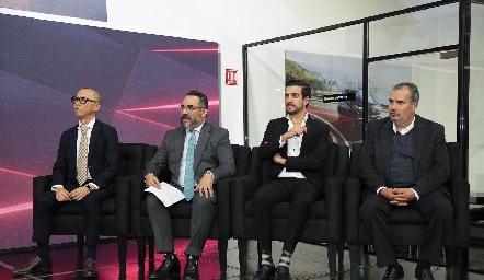  Kojiro Asai, Ah Kin Vázquez, Felipe Escalera y Eduardo López.
