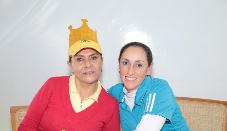  Paty González y María Acebo.