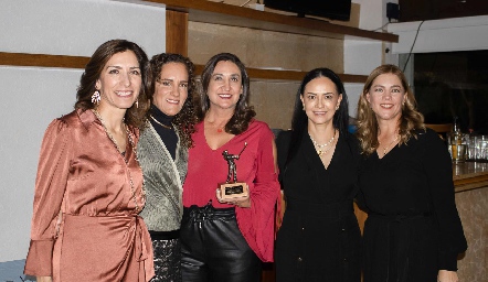  Roxana Fernández, Carla Ruiz, Blanca González, Vivi Alatorre y Silvia Garza.