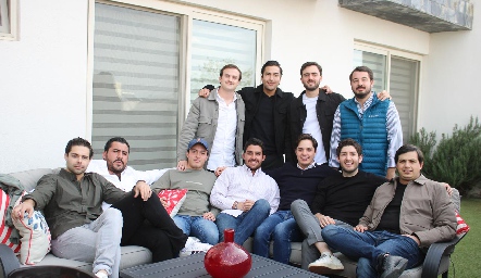  José Lozano con sus amigos.
