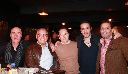  Mark Dávila, Mauricio Konishi, Enrique de León, Xavier Castro y Manuel De Antuñano.