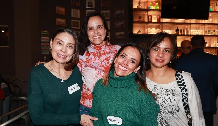  Paty Cervantes, África González, Rebeca Moreno y Ariadna de la Rosa.