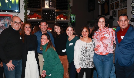  Carlos Bravo, Martha García, Rubén Santillán, Minerva Nesme, Rebeca Moreno, Paty Cervantes, Ariadna de la Rosa, África González y Jesús Esquivel.